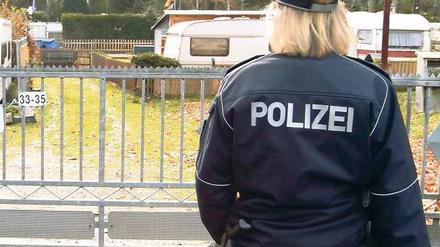 Vorsicht, Nachbarn. Camper, Anwohner, Angestellte – alle mussten weg.