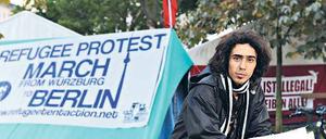 „Ich war mein Schatten.“ Houmer Hedayatzadek hat die Zustände im Asylheim nicht mehr ausgehalten. Er ist in Hungerstreik getreten, er demonstriert, er wehrt sich. 