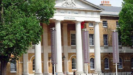 The Saatchi Gallery in London was donated to the British nation by the British art collector Charles Saatchi in July. It includes more than 200 artworks worth more than 25 million GBP (30.3 million EUR).