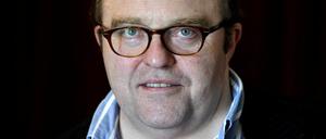Schauspieler Gustav Peter Wöhler springt beim Schlossparktheater für den verstorbenen Dirk Bach ein.