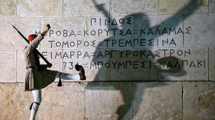 Griechenland wachsen die Staatsschulden immer weiter über den Kopf. 