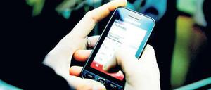 Verräterisch. Wer ein Handy benutzt, muss damit rechnen, dass Daten bei der Polizei landen. 