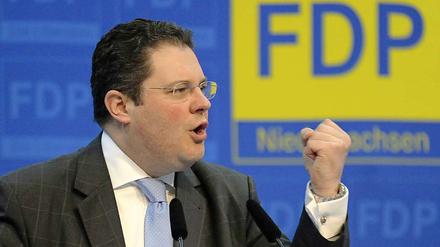 FDP-Generalsekretär Patrick Döring attackierte den SPD-Kanzlerkandidaten Peer Steinbrück wegen dessen Rednerhonoraren, verdiente selbst nebenbei auch ganz gut.