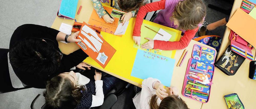 Kinder sollten länger zusammen lernen und mehr Zeit dafür bekommen, meint Jutta Allmendinger.