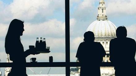 Ort der Neugierde. Blick vom Restaurant der Tate Modern auf die St. Paul’s Cathedral. 