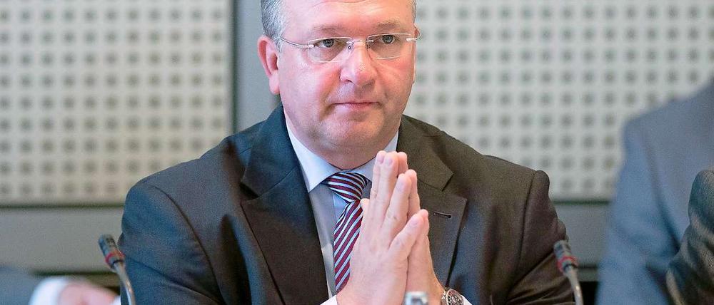 Innensenator Frank Henkel