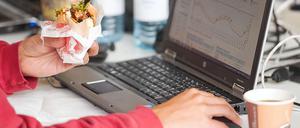 Was machen die eigentlich? Viele Absolventen wissen nicht, was in Internetunternehmen passiert, ergab die Umfrage von TNS Infratest.