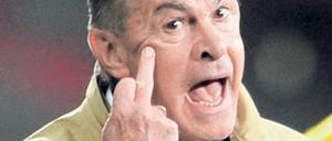 Selbstjustiz. Ottmar Hitzfeld kann auch mal grantig werden, ...