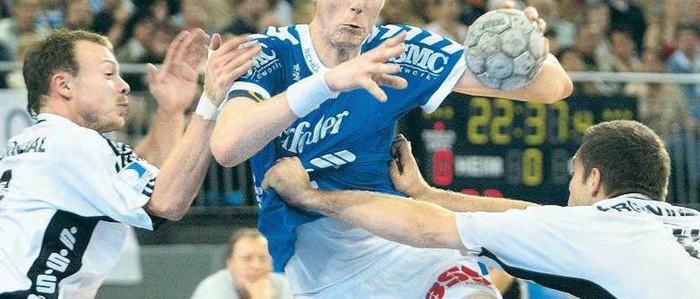 Gestern ein König. Volker Zerbe arbeitete 26 Jahre für den TBV Lemgo. Nun klagt der Klub gegen seinen ehemaligen Manager. Foto: Reuters