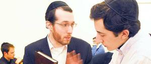 Jüdisches Leben in Berlin ist vielseitig. In der Thoraschule – wie auf diesem Bild – lernen junge Gläubige alles über ihre Religion. Sie wie auch säkulare Juden stellen die Praxis der Beschneidung nicht infrage.