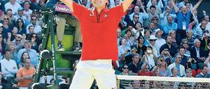 Schweizer Präzision. Nach einem epischen Match bejubelte der Weltranglistenerste Roger Federer seinen Final-Einzug. Foto: dpa