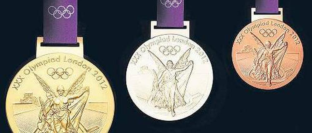 Seit 1904 gibt es Gold, Silber und Bronze. Zuvor erhielt lediglich der Sieger eine Medaille –