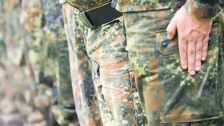 Bereit, wenn auch nicht unbedingt immer in Bestform. Auch ins Ausland wie nach Afghanistan oder in den Kosovo werden die Reservisten geschickt. Die Bezüge von Auslandseinsätzen sind von den neuen Steuerregeln jedoch nicht betroffen.
