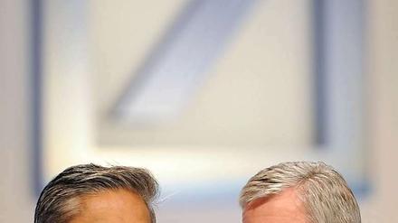 Neues Führungsduo unterm Firmenlogo: Jain (l.) und Fitschen.
