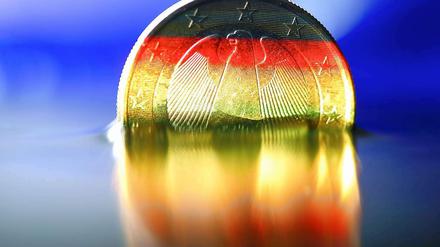 Die Ratingagentur Moody's droht Berlin mit einer Herabstufung seiner Bonität.