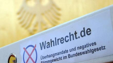 Das neue Wahlrecht wurde vom Bundesverfassungsgericht für verfassungswidrig erklärt.