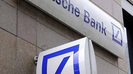Die deutsche Bank ist offenbar auch in den Skandal um manipulierte Zinssätze verwickelt.