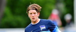 Trotz dem Abstieg bleibt Peter Niemeyer bis 2016 bei Hertha BSC.