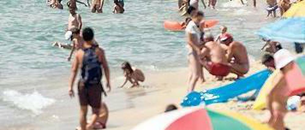 Voll günstig. Der Strand von Varna am Schwarzen Meer. Unter den 27 EU-Ländern sind die Lebenshaltungskosten in Bulgarien am günstigsten. Foto: p-a/dpa