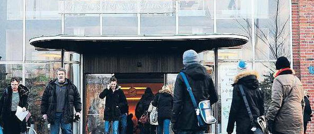Gleichbehandlung. Ab Juli 2013 können illegale Einwanderer in Schweden gefahrlos zum Arzt gehen – auch hier im Universitätskrankenhaus in Stockholm. Foto: dpa