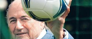 Herr des Balls. Was wusste Joseph Blatter von den Schmiergeldzahlungen? Foto: Reuters