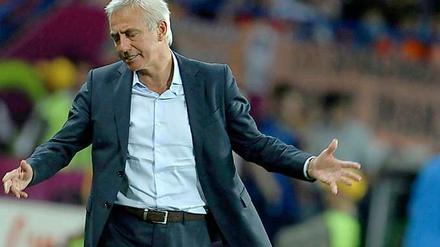 Das war's. Nach einer desaströsen EM mag Bert van Marwijk nicht mehr Trainer der Holländer sein.