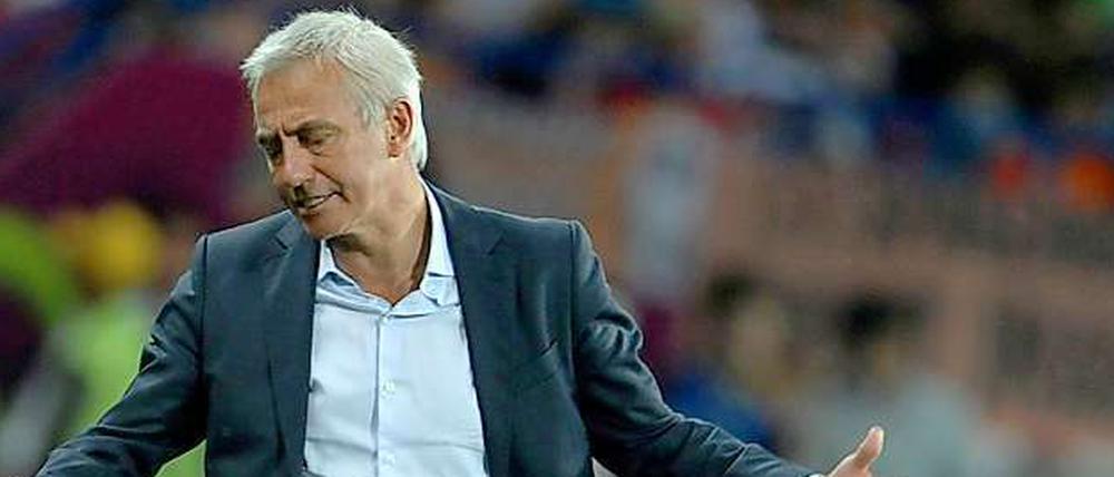 Das war's. Nach einer desaströsen EM mag Bert van Marwijk nicht mehr Trainer der Holländer sein.
