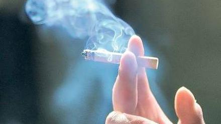 Abhängig. Nikotin-Antikörper könnten vor Rückfällen schützen. 