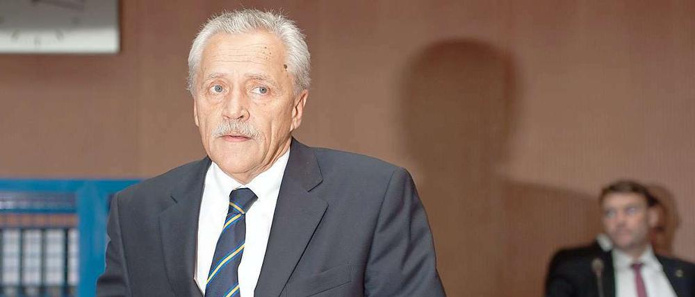Heinz Fromm vor dem NSU-Untersuchungsausschuss: "Alte Dinger - Bezüge zum NSU? - Fehlanzeige! Also weg"
