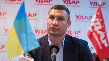 "Die Ukraine ist auf dem Weg zur Diktatur." Box-Weltmeister und Oppositionspolitiker Witali Klitschko.