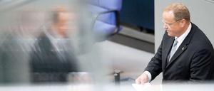Im Bundestag musste sich Dirk Niebel der Kritik der Opposition stellen.