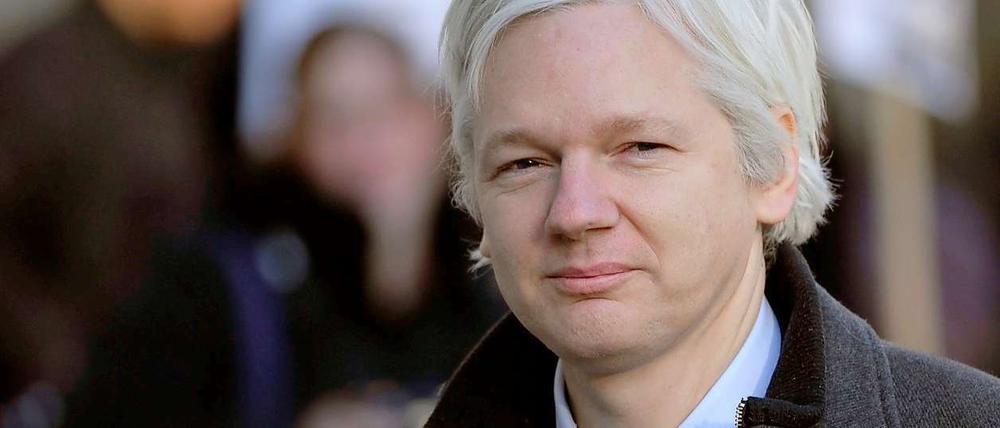 Julian Assange.