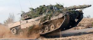 Leopard-Kampfpanzer im Übungseinsatz