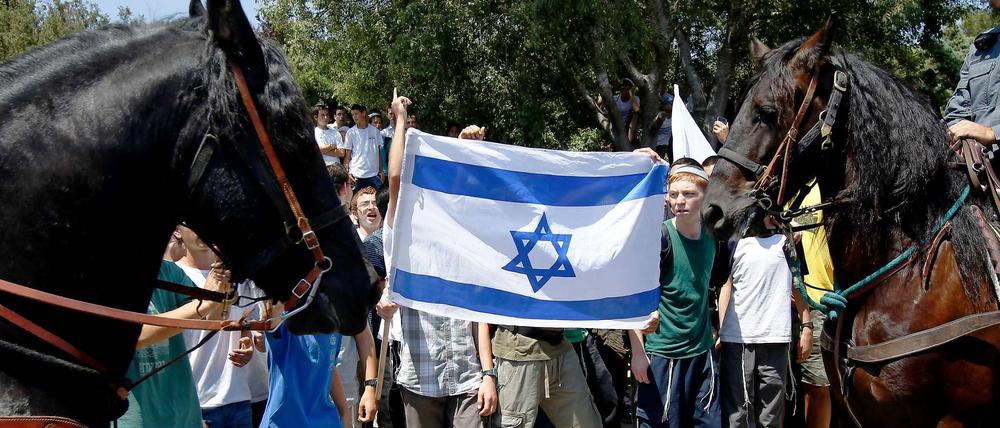 Demonstrationen von jüdischen Siedlern vor der Knesset in Israel. 