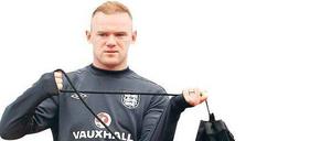 Balljunge wider Willen. Rooney wird England noch einmal fehlen. Foto: dapd