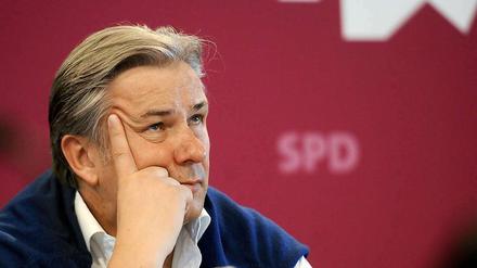 Klaus Wowereit - isoliert in der eigenen Partei. 