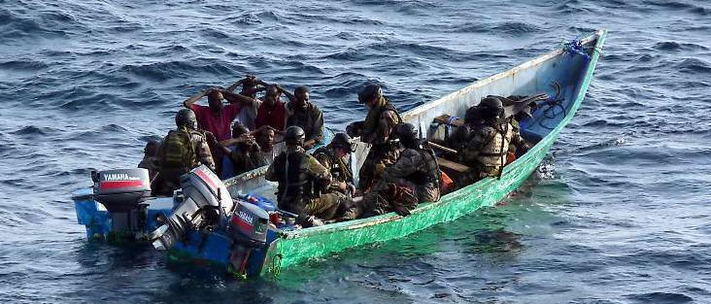 Mutmaßliche Piraten vor Somalia. 