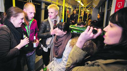 Maartje Somers wundert sich über das Verhältnis der Berliner zur Bierflasche.