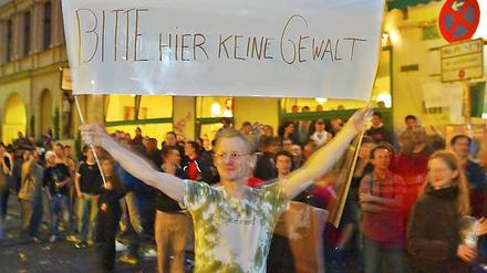 Demonstrieren ja, aber bitte friedlich. Darauf hoffen viele Berliner auch bei den diesjährigen Demons rund um den 1. Mai. 