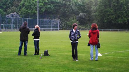 Die Spannung steigt, denn gleich beginnt das Spiel der lieben Kleinen.