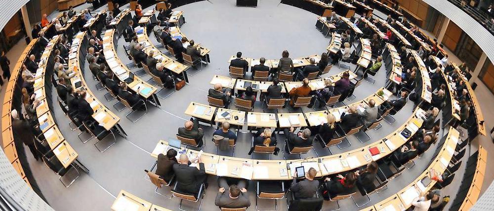 Die Abgeordneten wollen in Plenarsitzungen künftig einen besseren Umgangston anschlagen. 