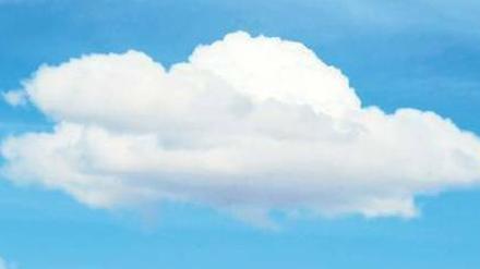 Neue Wolke. Google bietet seinen Kunden künftig viel freien Speicherplatz im Netz – und läuft seinen Konkurrenten hinterher. Foto: dpa