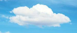 Neue Wolke. Google bietet seinen Kunden künftig viel freien Speicherplatz im Netz – und läuft seinen Konkurrenten hinterher. Foto: dpa