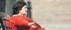 Massives Übergewicht. Wer trotz Diät und Bewegung nicht abnimmt, dem kann eine Operation helfen. Womöglich profitieren auch Diabetiker von solchen Eingriffen. 