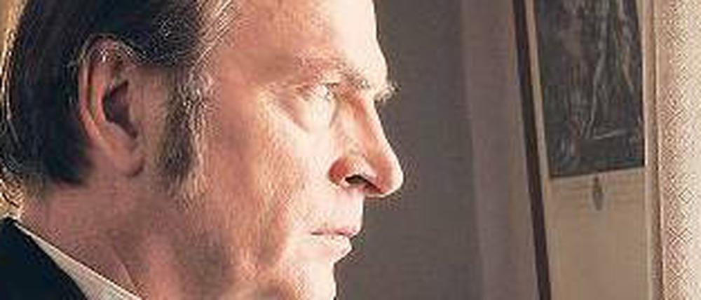Sehnsucht, Habsucht. In „Heimkehr“, der Verfilmung des Hermann-Hesse-Romans, begehrt der Bürgermeister (Herbert Knaup) eine andere Frau mehr als seine eigene. Foto: ARD
