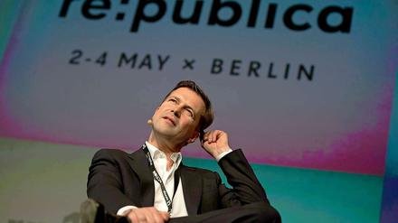 Lockerer Schnack mit dem Regierungssprecher: Steffen Seibert bei der 12. Re:publica.