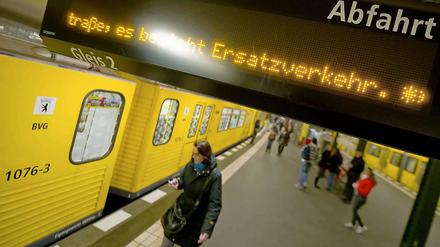 Gestiegene Kriminalität: Vor allem im öffentlichen Nahverkehr hatte die Landespolizei viel zu tun. 