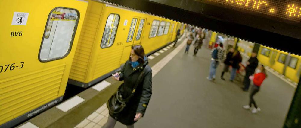 Gestiegene Kriminalität: Vor allem im öffentlichen Nahverkehr hatte die Landespolizei viel zu tun. 