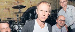 Wir wollen niemals auseinandergehen. Keimzeit sind Andreas Sperling und die Brüder Norbert, Roland und Hartmut Leisegang (von links). In der Kulturbrauerei stellten sie ihr neues Album vor.