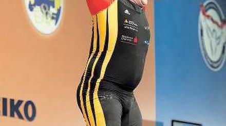 Stark gehoben, gut gebrüllt. Matthias Steiner bei der EM in Antalya.